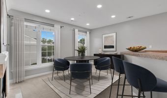 5995- B TERRAPIN Pl 301, Alexandria, VA 22310