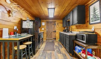 645-1 Right Fork Fixer Rd, Beattyville, KY 41311