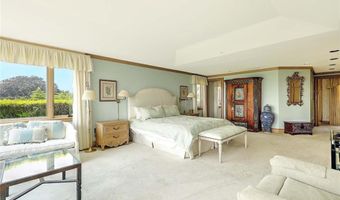 69 Nayatt Rd, Barrington, RI 02806