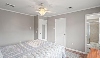 12 E Longport Ave, Bayville, NJ 08721