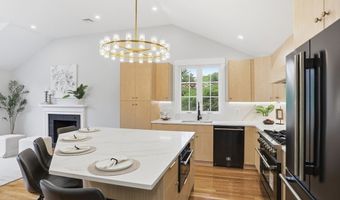 11 Bromfield Rd, Acton, MA 01720