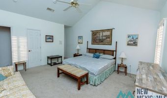 916 Fountain Dr, Carlsbad, NM 88220
