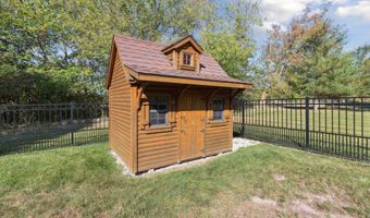 1510 Luce Ct, Alma, MI 48801