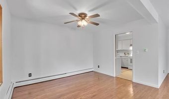 1558 1560 W Jones Dr SW, Ann Arbor, MI 48105