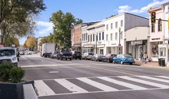 3303 WATER St NW 4B, Washington, DC 20007