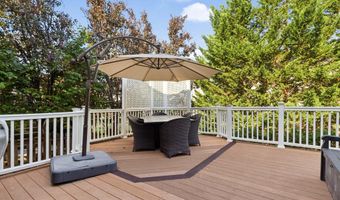 24769 STONE PILLAR Dr, Aldie, VA 20105