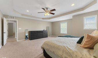 8500 Vyners Ln, Avon, IN 46123