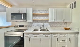 111 KAHULUI BEACH Rd D-321, Kahului, HI 96732