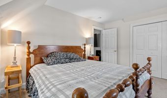 9 Summer Wind, Cromwell, CT 06416