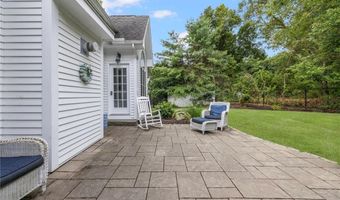 15 Sophia Cir, North Kingstown, RI 02852