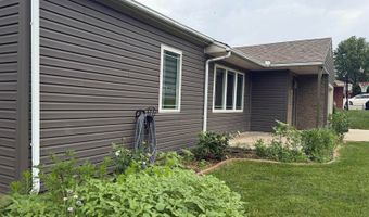 411 N 8th St, Akron, IA 51001