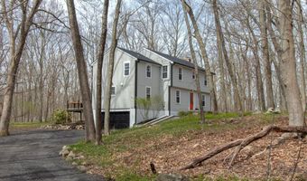37 Squires Rd, Madison, CT 06443