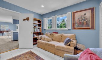 37 Faith Ln, Aberdeen, NJ 07747