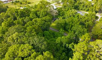 237 Jacobie O'neil Ln, Apalachicola, FL 32320