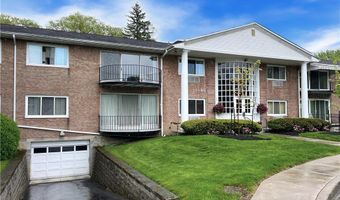 31 Park Lane Ct, Amherst, NY 14221