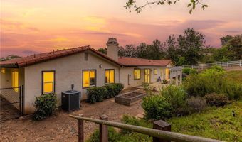 1671 Joshua Tree Ln, Fallbrook, CA 92028