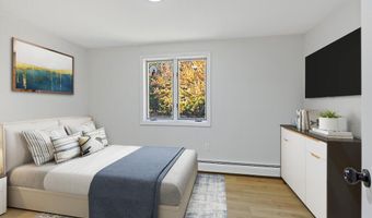 472 Dunn Rd, Belgrade, ME 04917