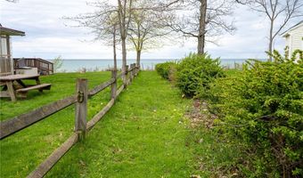 15 South Ln, Angola, NY 14006