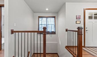 4410 W CAPITOL Dr, Appleton, WI 54913