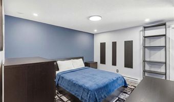 1190 Charles St 23, North Providence, RI 02904