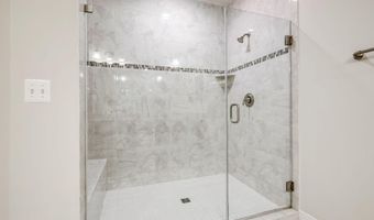 1224 MAIN LINE Blvd 102, Alexandria, VA 22301