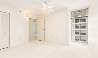3009 Ala Makahala Pl 504, Honolulu, HI 96818