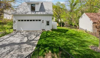 2150 N STAFFORD St, Arlington, VA 22207