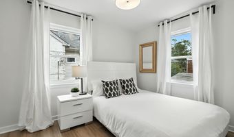 828 S HIGHLAND St, Arlington, VA 22204