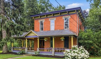 527 E High St, Ashley, OH 43003