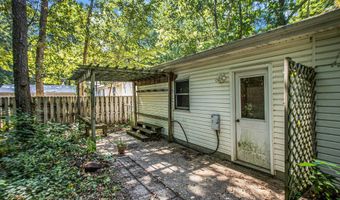 1527 Fern St, Allegan, MI 49010