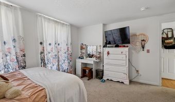 5 Whitetail Ln, Chester, NH 03036