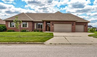 2608 Cottonwood Rd, Ames, IA 50014