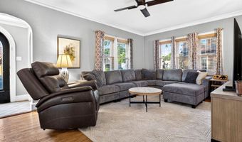 1036 W OKLAHOMA St, Appleton, WI 54914