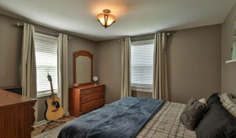 2310 E Woodlawn St, Allentown, PA 18109