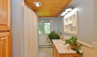 1647 Broadway, Bangor, ME 04401