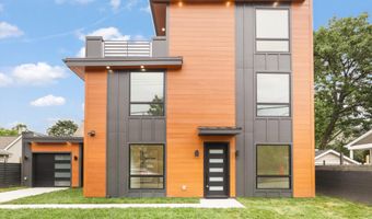 2007 S JOYCE St, Arlington, VA 22202
