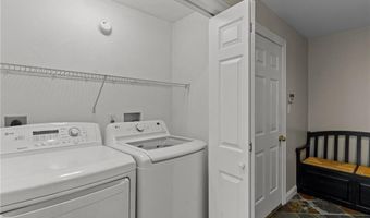 16 Leonard Dr, North Smithfield, RI 02896
