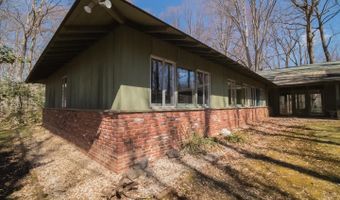 4313 WOODLARK Dr, Annandale, VA 22003