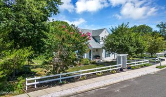 16 Shelli Ter, Barnegat, NJ 08005