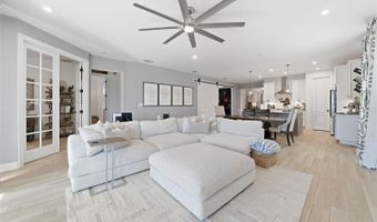 5435 SILVER SUN Dr, Apollo Beach, FL 33572