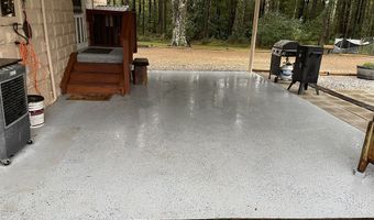 69 E 8th Ave, Bay Springs, MS 39422