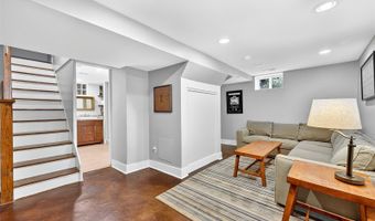 1950 Jasmine St, Denver, CO 80220