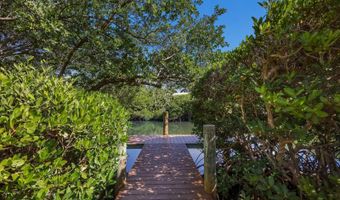 110 HAMMOCK Rd, Anna Maria, FL 34216