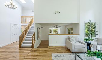 3999 Edmonton Ct, Ann Arbor, MI 48103