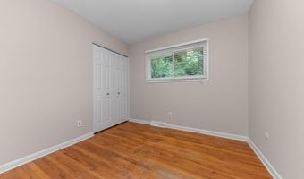 1025 Western Dr, Ann Arbor, MI 48103