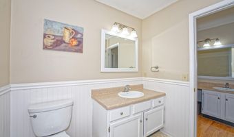 10 Birch Hill Rd, Albany, NY 12211