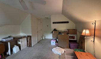 80 Baldwin Dr, Bangor, ME 04401