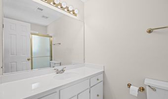 3933 ROBIN HILL Dr, Bartlett, TN 38135
