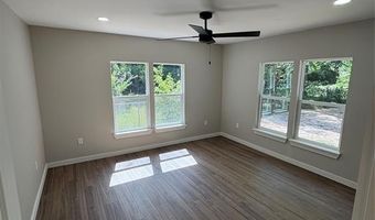 904 Jefferson St E, Sulphur Springs, TX 75482