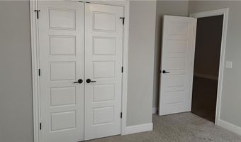 710 Harbison St, Bentonville, AR 72713